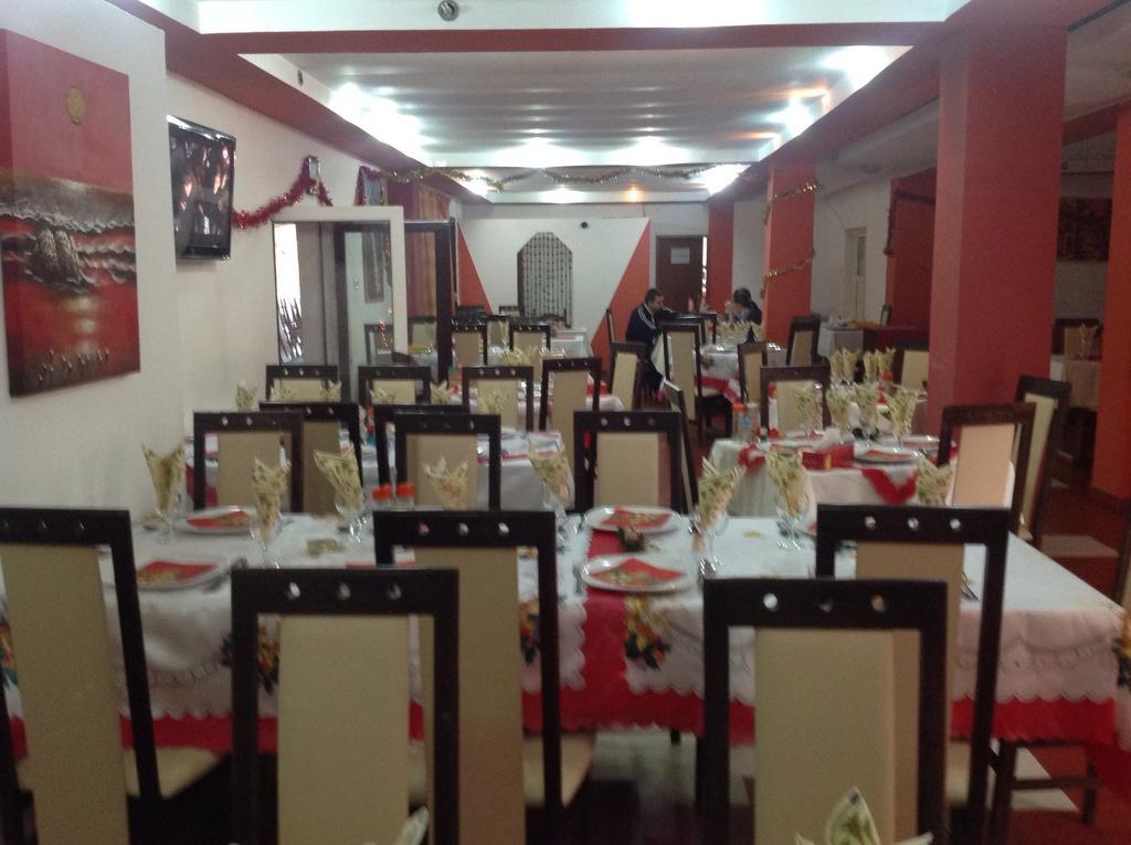 Hotel Panoramic Moneasa Phòng bức ảnh