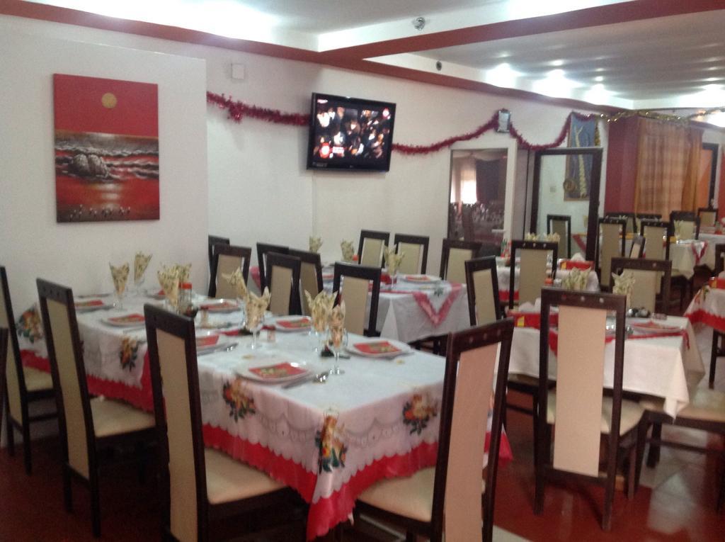 Hotel Panoramic Moneasa Phòng bức ảnh